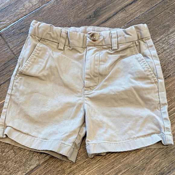 Vineyard Vines Tan and Cream Kids Shorts - Picture 1 of 6